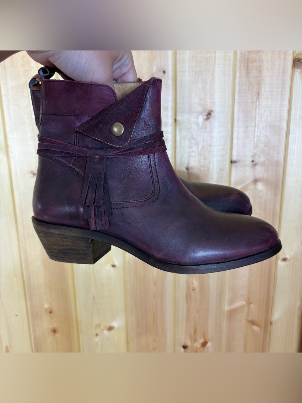 Maddison Burgundy Leather Ankle Boots Women’s Size 7 Block Heel Tassel Zip Boho